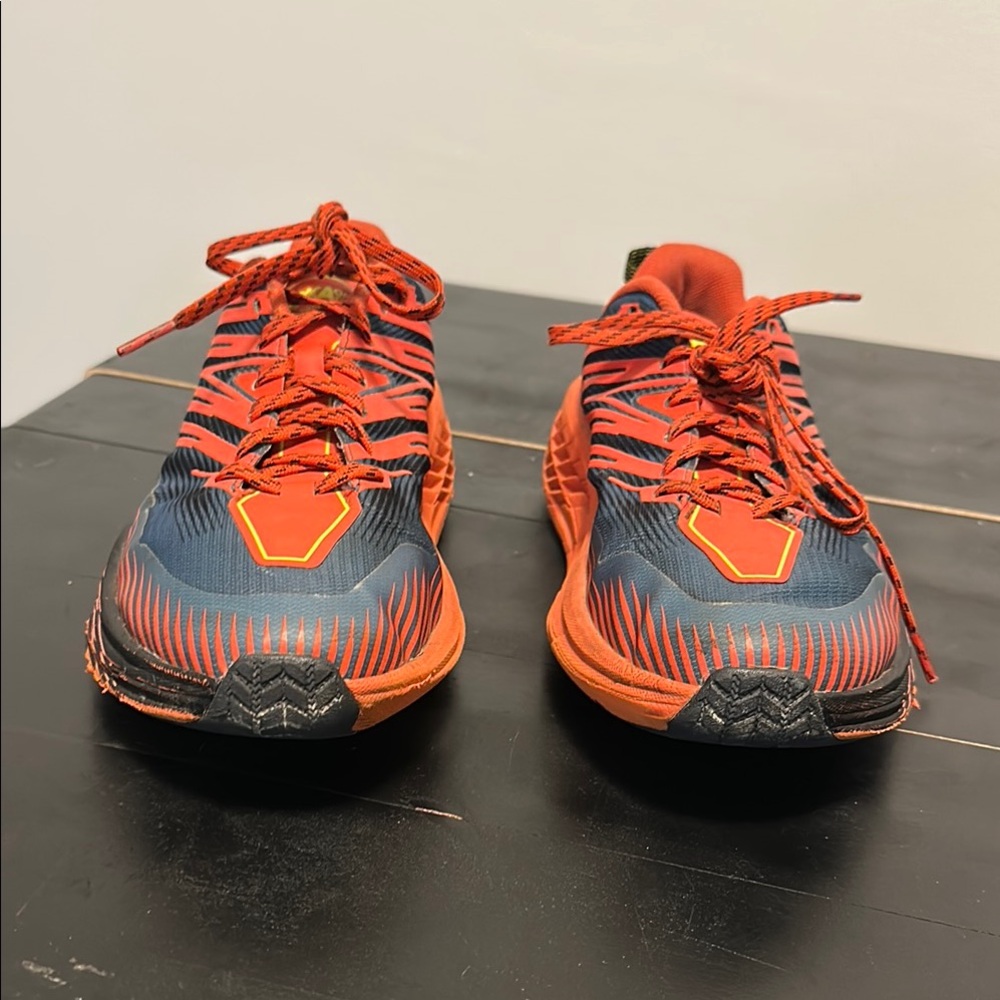 Hoka One One. Speedgoat 4.  Mens US 9. 2E.